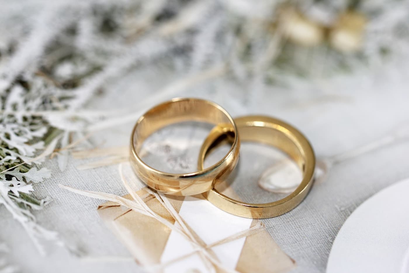 Classic Wedding Bands